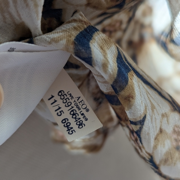 American Eagle Floral Kimono - Picture 11 of 12